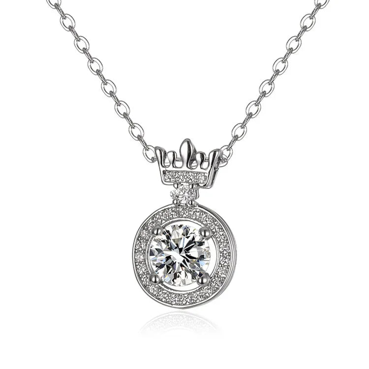 OLAN  Fashion Jewelry High Quality 1carat Round Cut Moissanite Crown Pendant 925 Sterling Silver Necklaces for Women