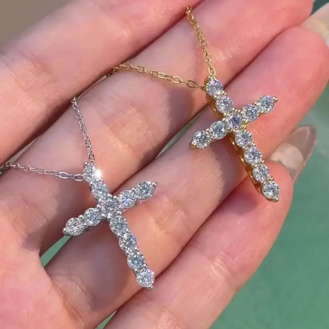 Halaile 5MM 0.5CT Moissanite/Zircon Cross Pendant Necklace 925 Sterling Silver Men Women Sparkling Fine Jewelry Gift